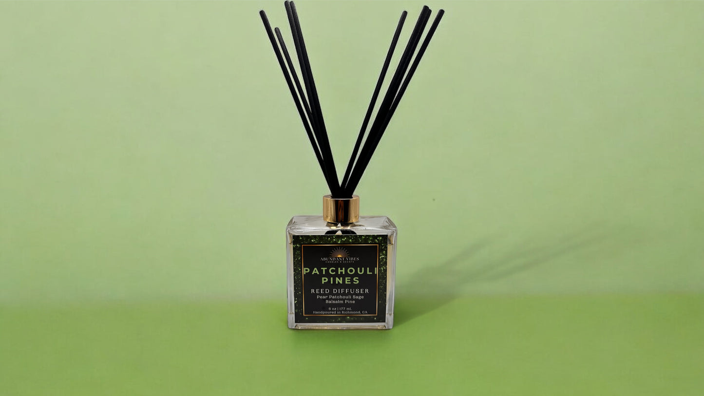 Pear + Patchouli + Sage + Balsam Holiday Reed Diffuser | Patchouli Pines