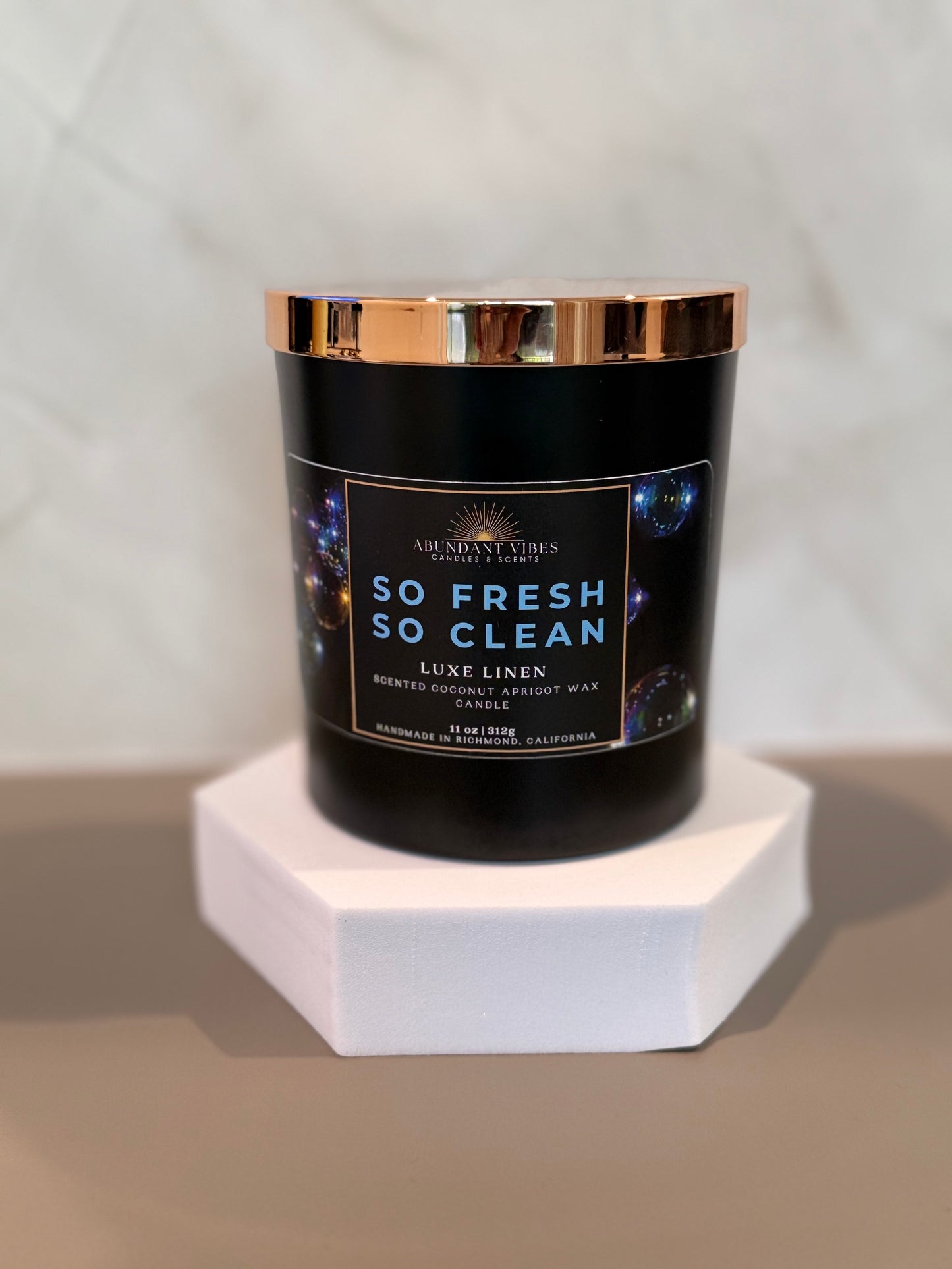 Cotton Blossom + Linen + Powder Candle | So Fresh So Clean | Luxury Coconut Apricot Wax Candle